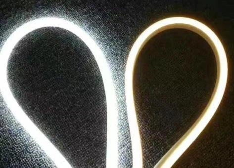 Kina Factory DC12V/24V High Density 2835 White Color Neon Led Strip